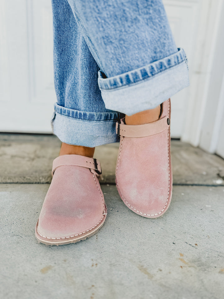 Birkenstock Lutry Premium Suede Clog - Light Rose