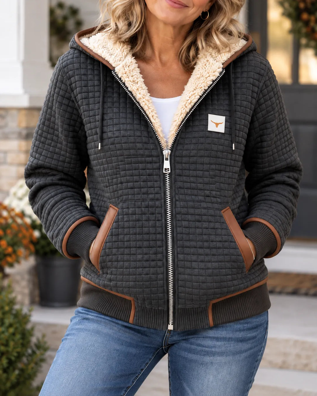 ELAINE | Giacca da Donna con Fodera in Sherpa e Imbottitura a Quadri con Zip e Cappuccio