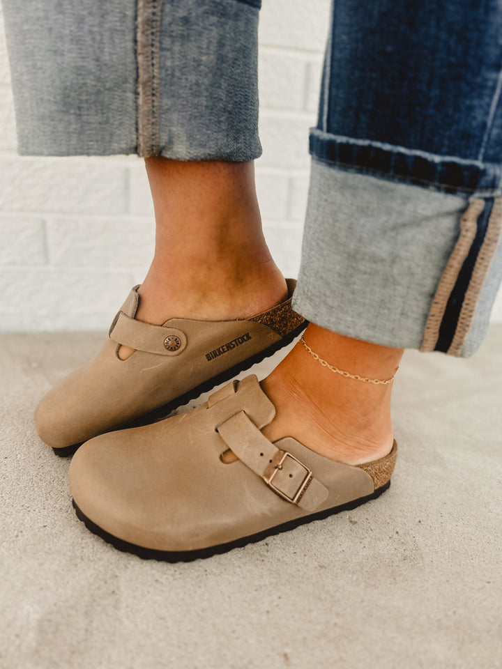 Birkenstock Boston Oiled Leather Clog - Tobacco Brown