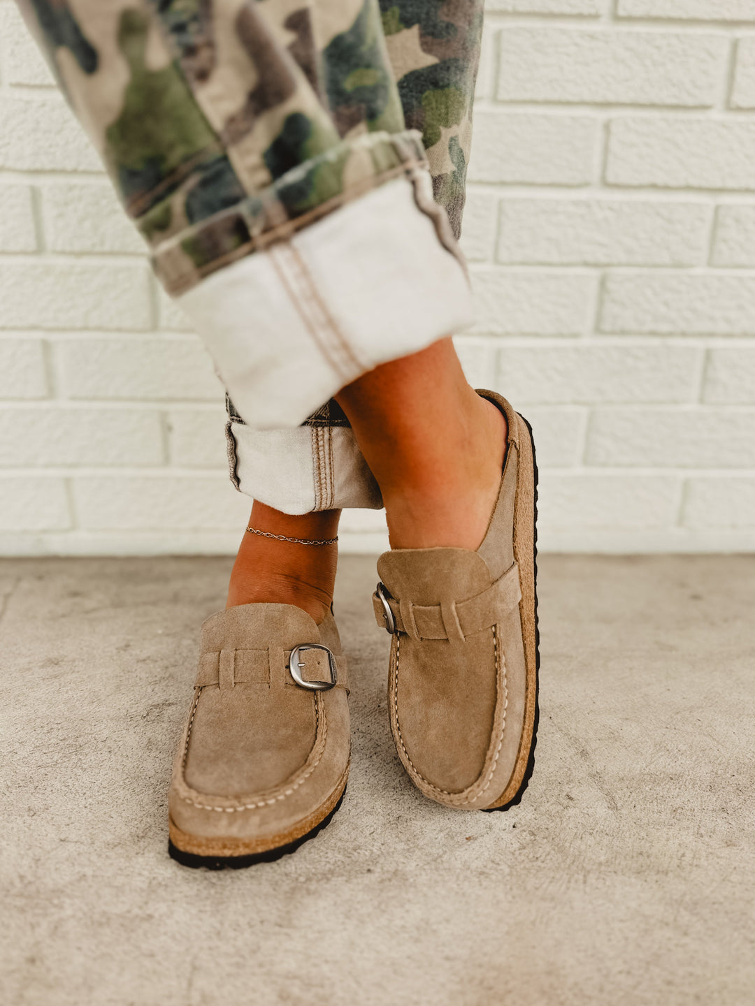 Birkenstock Buckley Suede Leather Clog - Gray Taupe