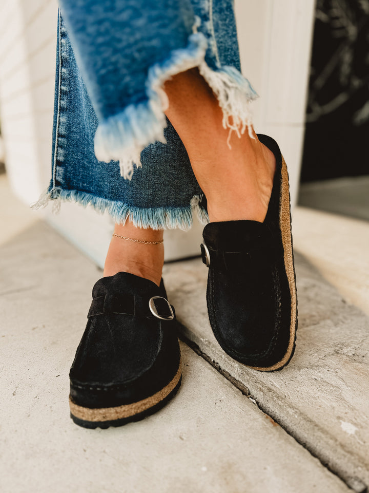 Birkenstock Buckley Suede Leather Clog - Black