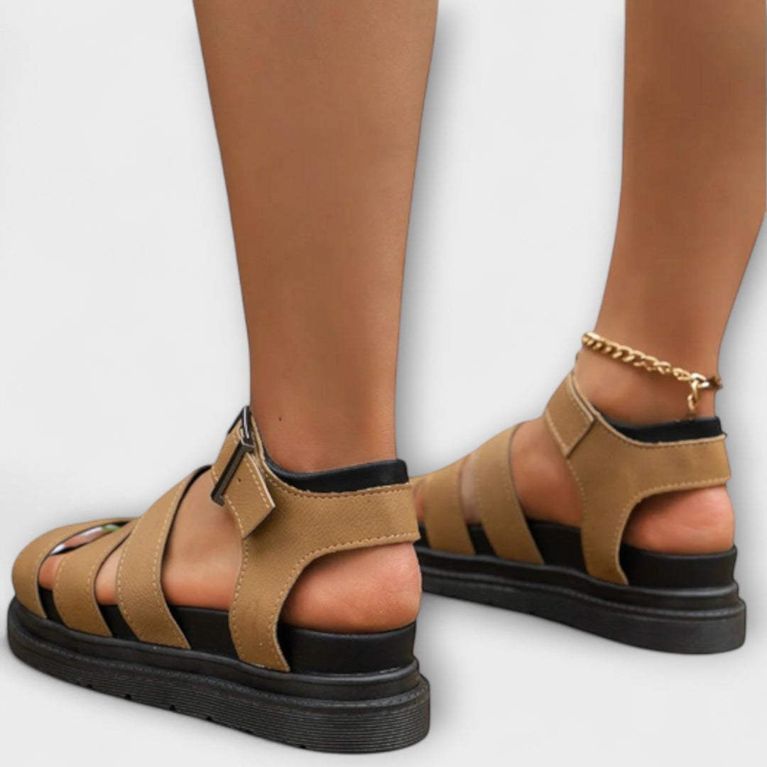 Reinhild - Sandals with Multiple Straps