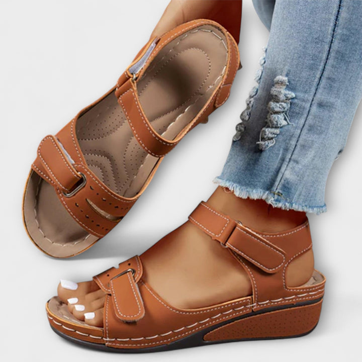 Sieglind - Green Velcro Sandals